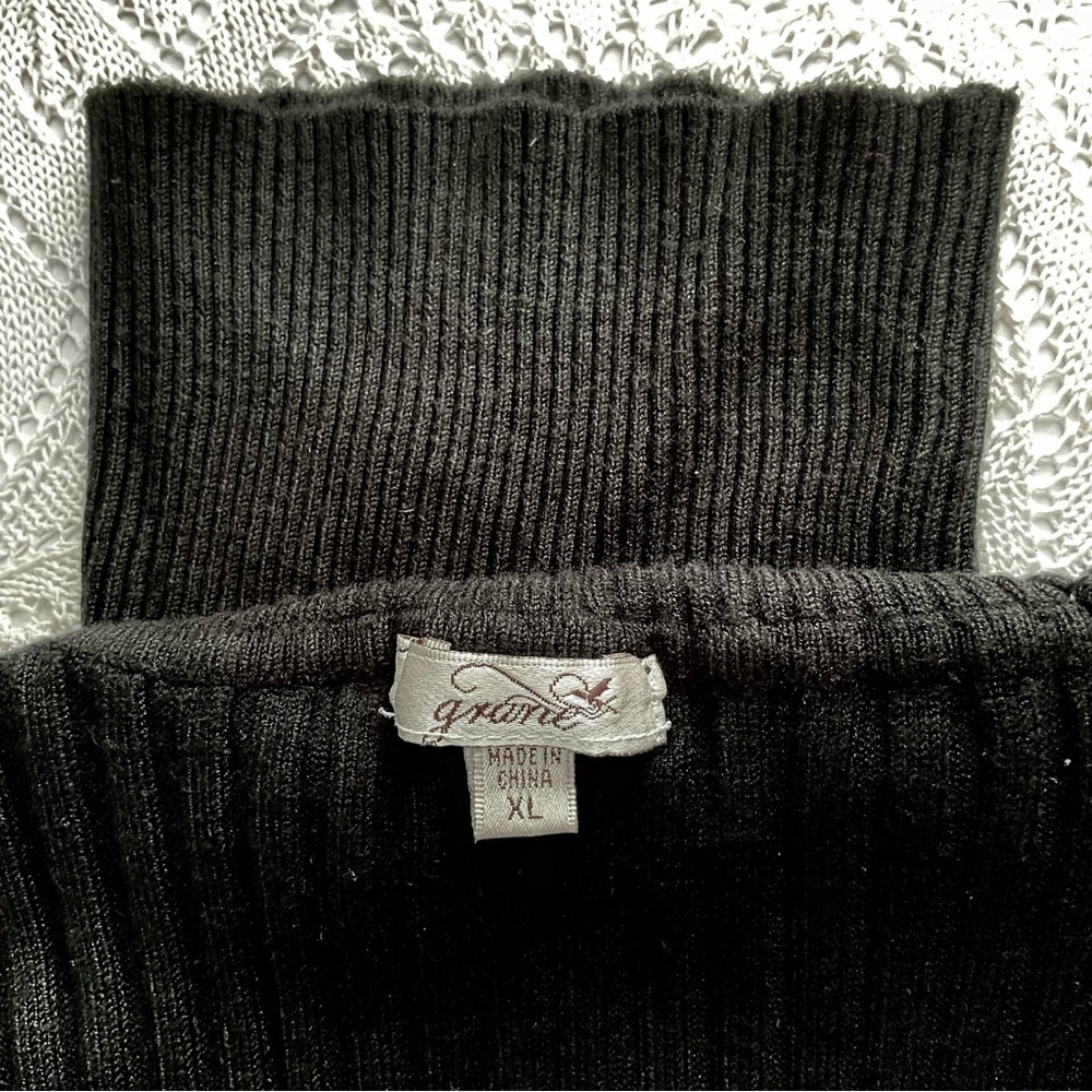 turtleneck ⭐️ Macy’s ⭐️ black ⭐️ ribbed knit - Picture 5 of 6